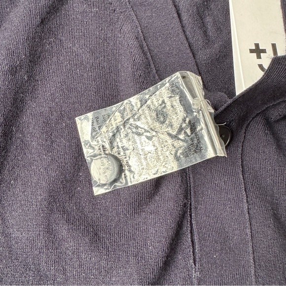 Uniqlo +J cardigan - Picture 3 of 8